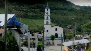 Así se observa el acceso a Papatlazolco dond