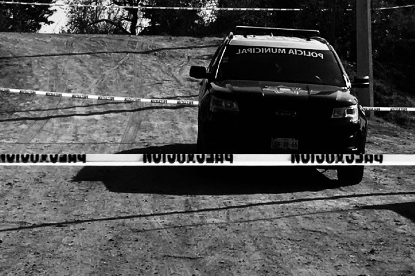 Acribillan a mujer y abandonan cuerpo en terrenos de Texmelucan