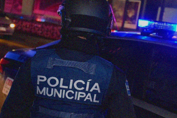 policías