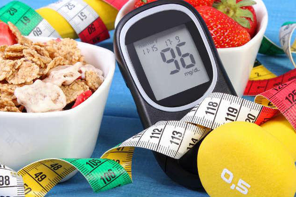 Información y cuidados adecuados reducirían riesgo de complicaciones por diabetes