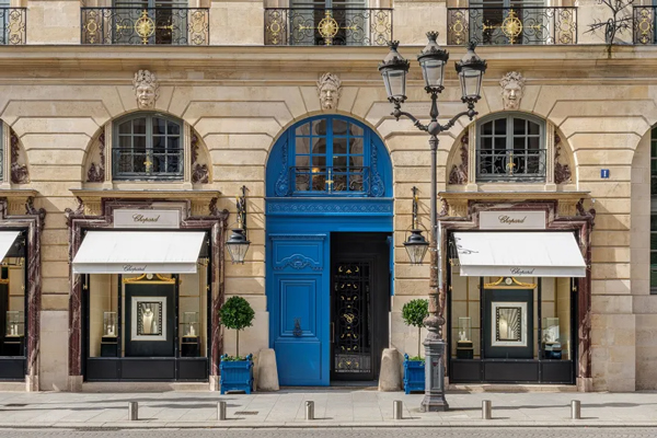 ¿Ya conoces el «antihotel» de Chopard para ultrarricos en París?
