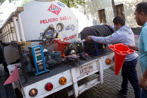 Precio tope del gas LP en Puebla y Tlaxcala rompe racha de disminución y sube 1.1 pesos
