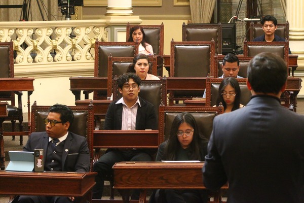 participacion-de-jovenes-en-el-congreso