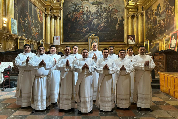 sacerdotes