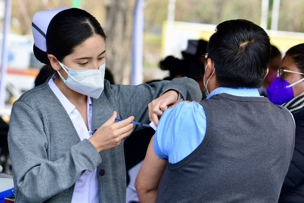 Rectora de la BUAP advierte: Necesario intensificar vacunación contra sarampión para evitar nuevos brotes