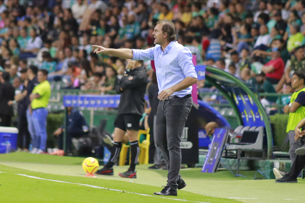 Club Puebla acumula 27 goles en contra; Carevic dice que aún no concluye fase de evaluación