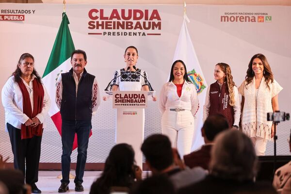Claudia Sheinbaum visita Tehuacán y promete más trenes de pasajeros y carreteras en Puebla