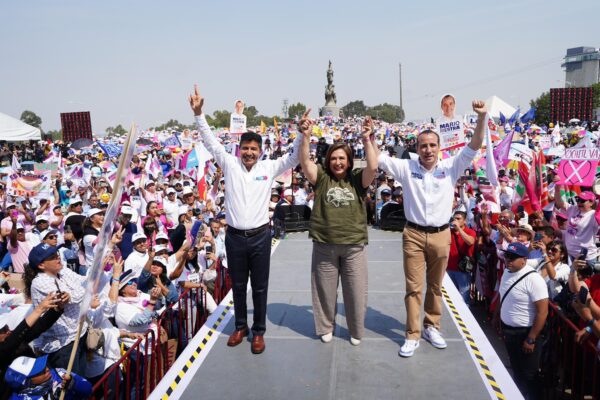 Inicia Eduardo Rivera y Mario Riestra campaña en Los Fuertes con Xóchitl Gálvez