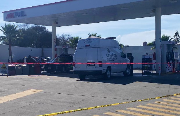 Vigilante de gasolinera es asesinado durante un asalto en la carretera a Valsequillo