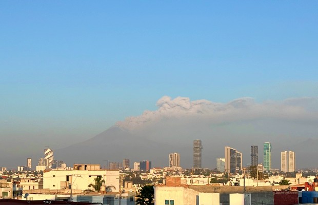 Prevalece mala calidad de aire en Puebla; atienden en 84 centros de salud problemas respiratorios