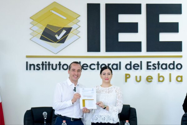 Mario Riestra se registra como candidato a alcalde y descarta voto de castigo por caso 8M