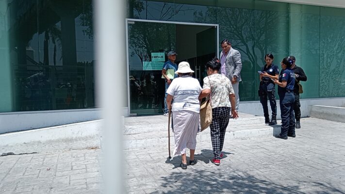 Difieren audiencia contra Constantino N., colaborador de UPAEP, acusado de intento de feminicidio contra su mamá y hermana