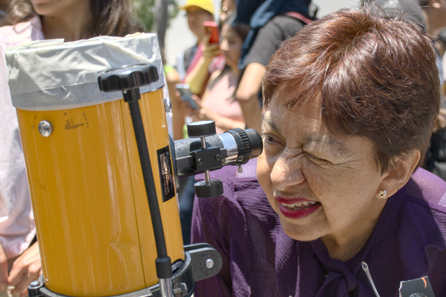 BUAP | Se instalaron 30 telescopios para observar el eclipse solar: un espectáculo sin igual