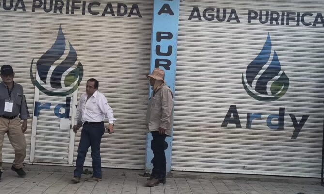 Conagua clausura otro pozo clandestino en San Lorenzo Teotipilco, Tehuacán