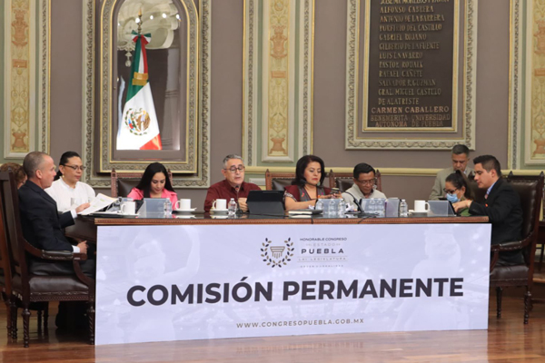 Congreso alista reforma para declarar obligatorios al menos 2 debates entre candidatos en Puebla