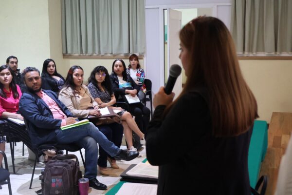 Capacita IEM a profesionistas de los Centros de Desarrollo para Mujeres en Tlaxcala