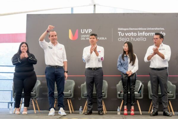 Mario Riestra anuncia proyectos de desarrollo y seguridad para universitarios