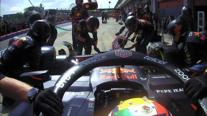 Checo Pérez termina en octavo lugar en el GP de Emilia-Romagna; Max Verstappen gana