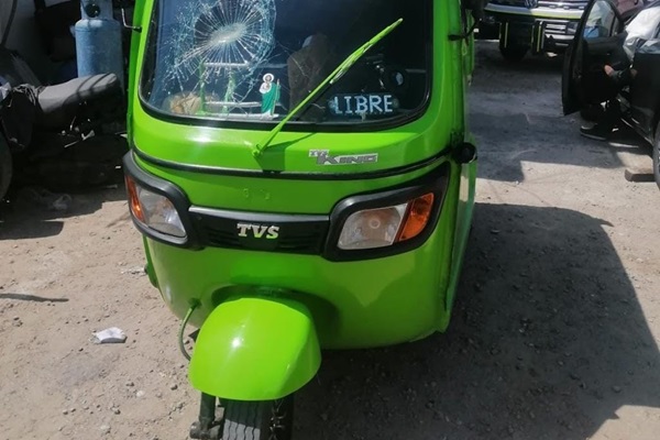 Con la finalidad de acabar con mototaxis, Gobierno de Tlaxcala ofrece a usuarios concesiones de taxi