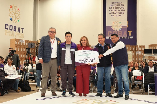 Entrega gobernadora de Tlaxcala equipo y mobiliario a planteles del COBAT