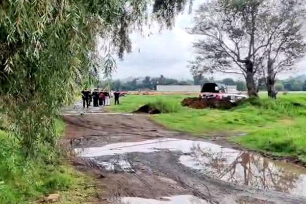 Tiran cadáver con signos de tortura en San Rafael Tenanyecac, Nativitas, en límites con Puebla