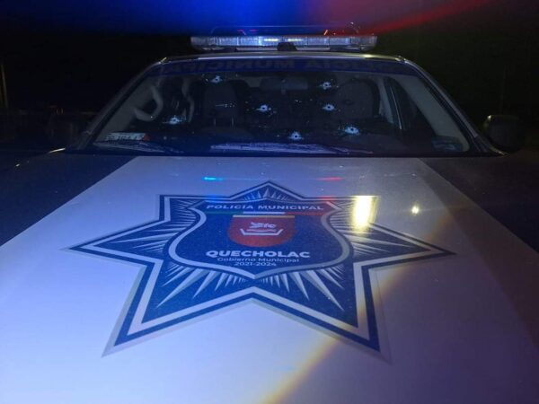 Grupo delictivo dispara contra policías para rescatar a 2 detenidos en Quecholac; hay un delincuente muerto