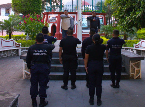 FGE detiene a 6 policías de Zapotitlán de Méndez por homicidio de Ramón Malagón