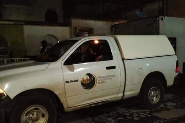 Mujer sin vida y semienterrada es hallada en una casa abandonada de Huejotzingo