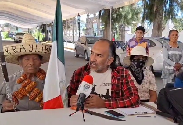 Opositores al relleno sanitario de Cholula reabrirán fines de semana la carretera a Calpan por feria del Chile en Nogada