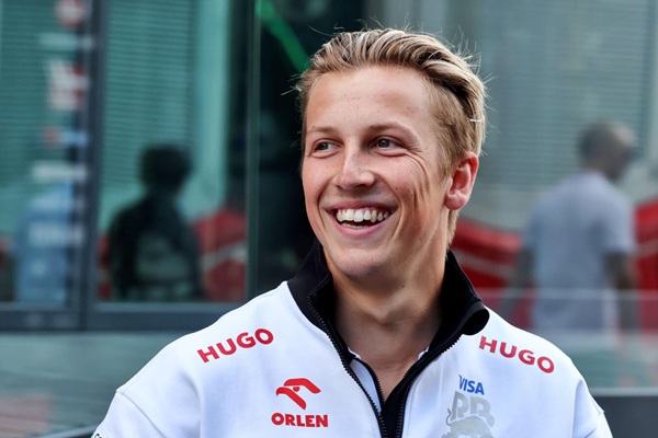 Es oficial Liam Lawson es el reemplazo de Checo Pérez en Red Bull