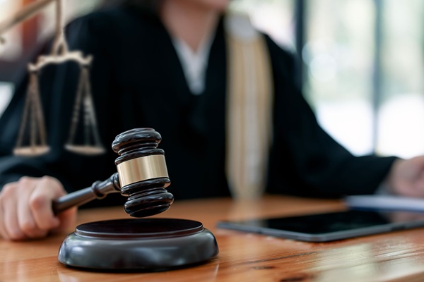 Exhiben errores en las listas de aspirantes a la elección judicial; hay nombres incompletos y duplicados