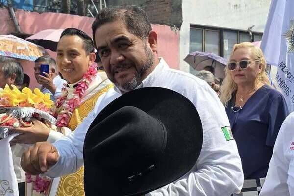 Alcalde de Izúcar de Matamoros, Eliseo Morales acusa a grupos delictivos de amenazas de muerte
