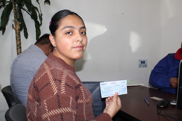 Entrega Fomtlax cheques por 873 mil pesos a 29 un unidades productivas de Tlaxcala