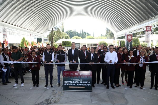 Entrega Pepe Chedraui infraestructura educativa integral en el CENHCH