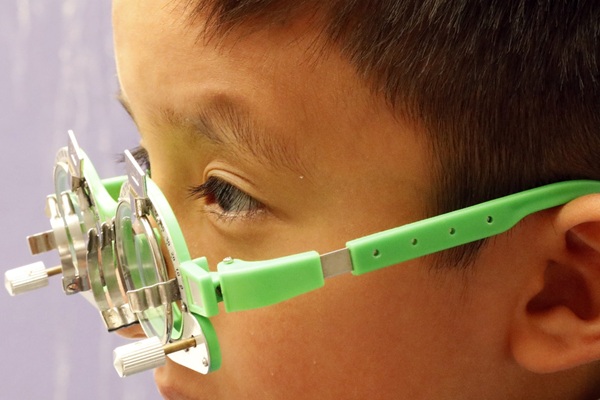 Entrega SEDIF Tlaxcala más de 32 mil lentes a estudiantes y ciudadanos