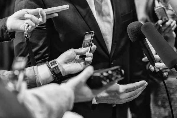 Morena promueve Ley que establece derechos para el libre ejercicio del periodismo en Puebla