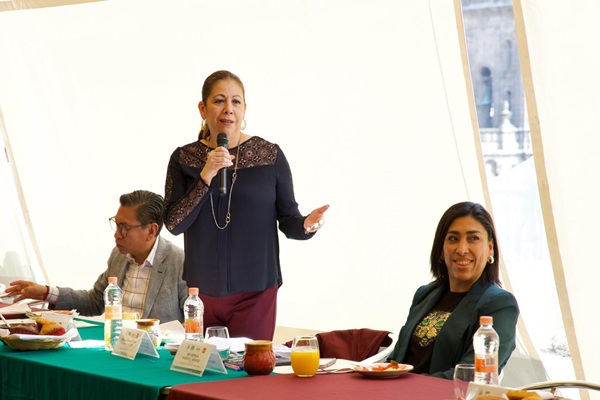 Participa Laura Artemisa en Encuentro Metropolitano de los Diputados de las Bancadas de la Transformación
