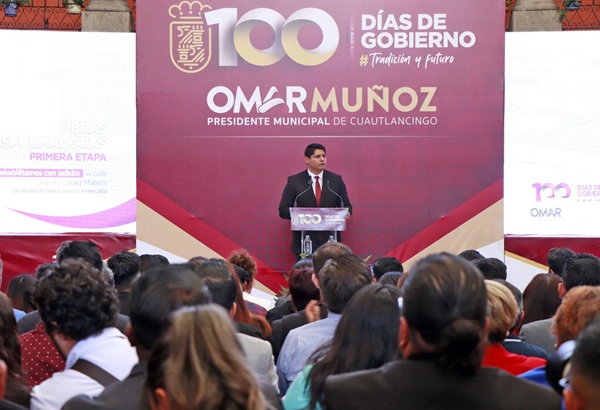Presidente municipal de Cuautlancingo rinde informe de los primeros 100 días