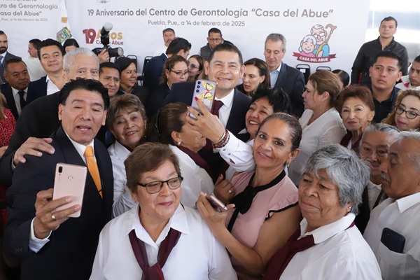 Resurge la Casa del ABUE en su 19 aniversario