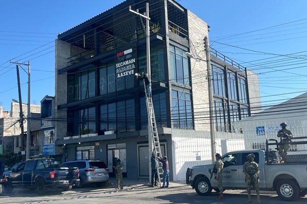 Retiran SSC y Marina cámaras de videovigilancia instaladas ilegal en Apizaco