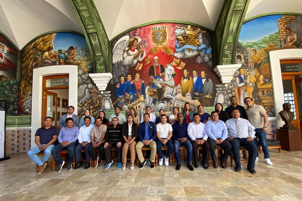 Toman protesta nuevos presidentes de juntas auxiliares en Tehuacán