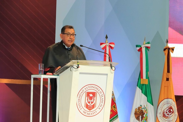 UATx | Rinde Rector su tercer informe de actividades