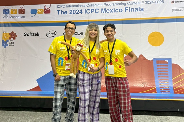 UDLAP  Estudiantes participaron en una de las competencias más importantes en programación