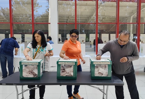 UATx | Afiliados al STUAT participan en la consulta de revisión del convenio contractual 2025-2026