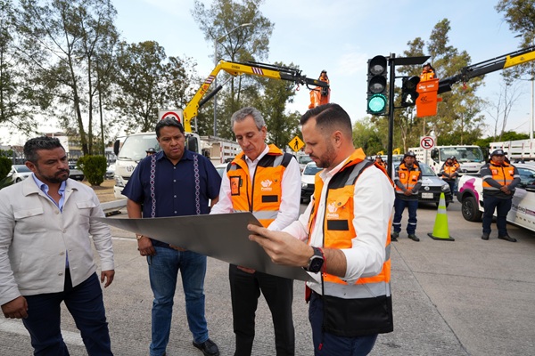 Arranca Programa Semáforos al 100 Se colocarán 800 semáforos peatonales y vehiculares tipo LED