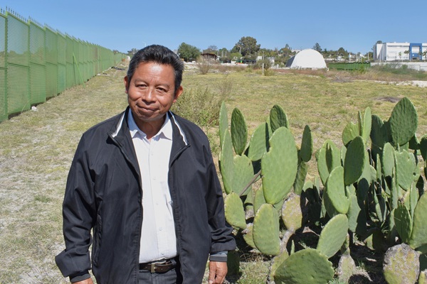 BUAP | Académico del ICUAP investiga organismos del suelo que favorecen su fertilidad y conservación