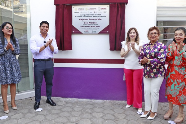 Ceci Arellano inaugura Casa Carmen Serdán en Cuautlancingo