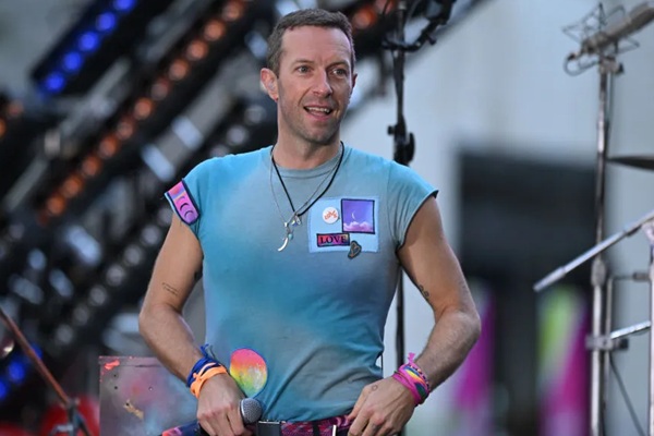Chris Martin, vocalista de Coldplay, se une a la FIFA para producir el espectáculo de medio tiempo en la final del Mundial 2026