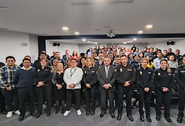 Clausura SSC Tlaxcala primer encuentro de capacitación de proximidad social policial y blanqueo de capitales
