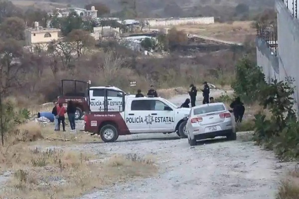 Encuentran cadáver entambado y con mensaje de amenazas en la colonia Fundadores de Chapultepec de Puebla